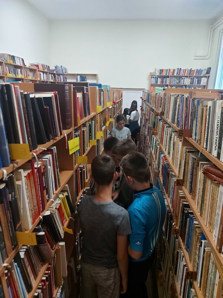 Biblioteja knjige deca