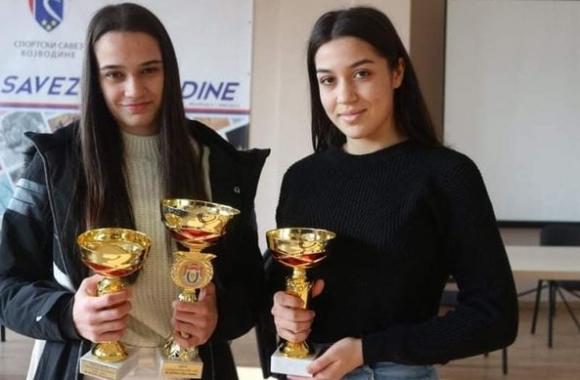 sara i dragana