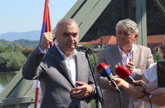 ljudi i mostovi