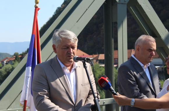 ljudi i mostovi