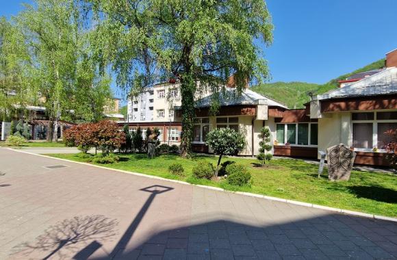 ZVORNIK SKOLA