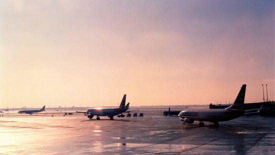 Aerodrom b.s