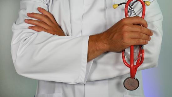 Doktor b.s